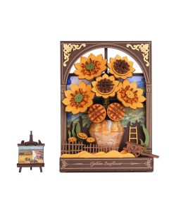 Gouden Zonnebloemen in vaas